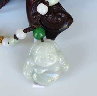 拍翡翠佛公，我只在乎人氣！珠寶玉器圈的營銷智慧