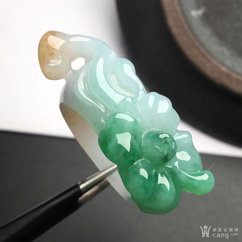玉石商機如何破局？從瀾玉珠寶的翡翠掛件與五金交電跨界組合說起